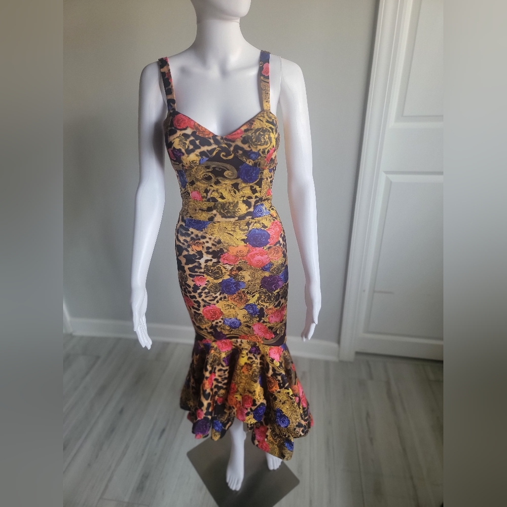 Fashion Nova Women Dress. Worn once - Picture 5 of 16
